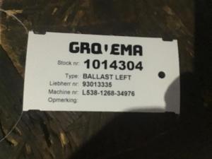 Liebherr Gegengewicht links